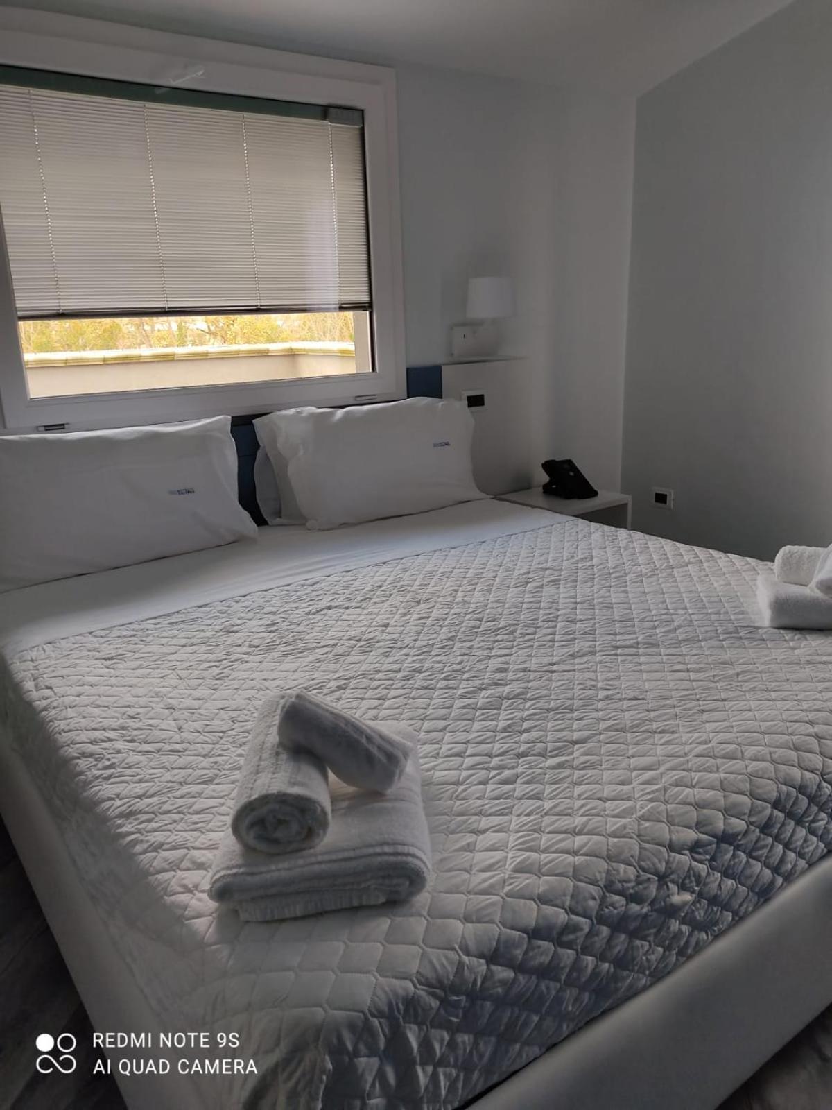 Hotel Calypso Pontecagnano Extérieur photo
